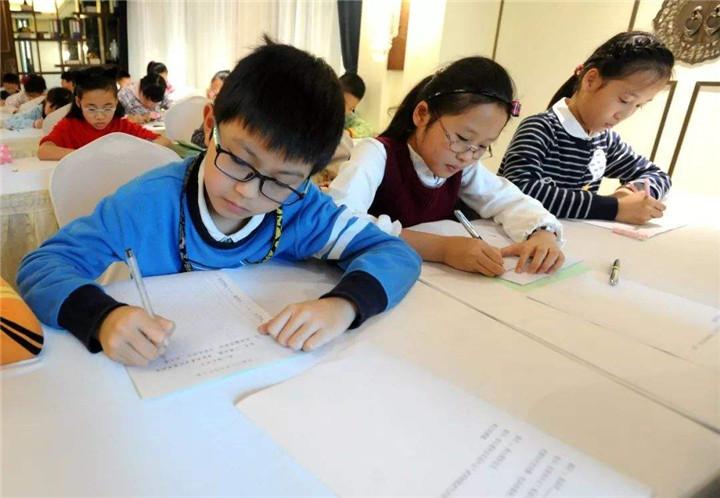 怎么引导幼儿学习幼小衔接(神奇魔法！15个小习惯让你一秒进入小学状元模式！)