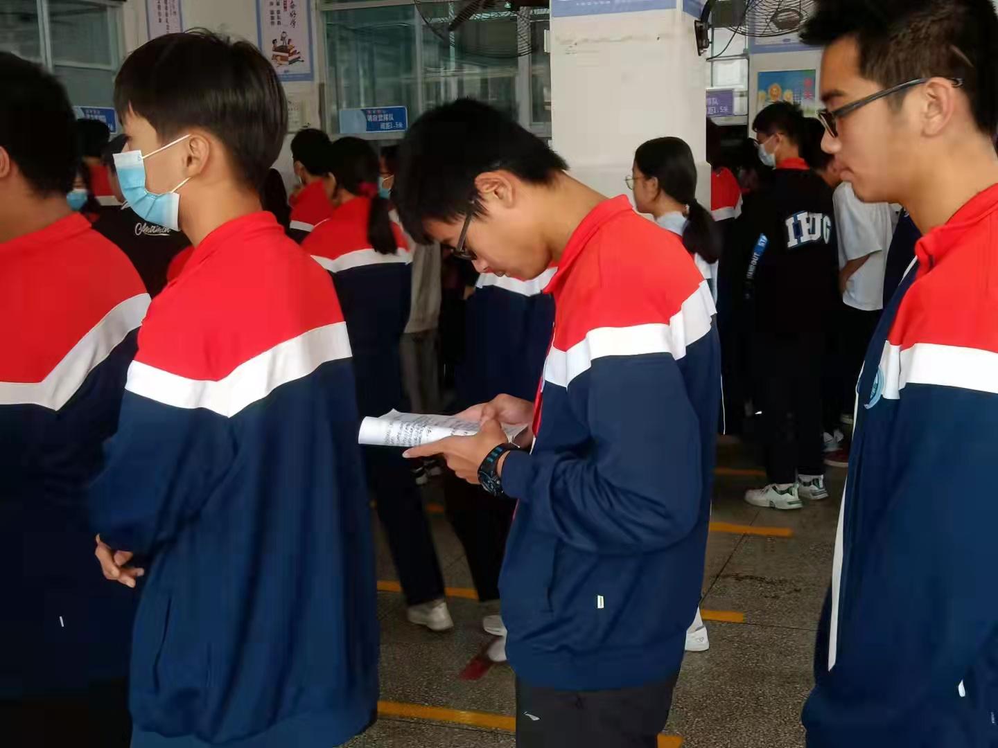 学习态度如何端正(这个方法让孩子的学习成绩翻倍！)