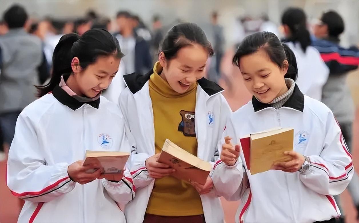 中考最后3个月怎么学语文(三招逆袭！三个月让你的语文成绩华丽飞跃！)
