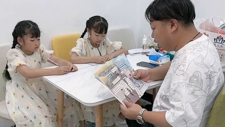 菫进宇如何学语文(小学生阅读百部名著，如今成专业作家！)