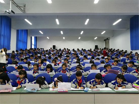 初中语文学习兴趣怎么激发(揭秘高明家长秘诀，让孩子爱写作文！)