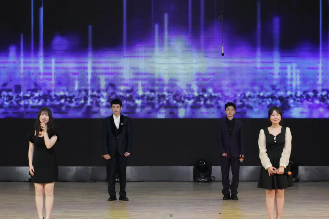高中校园艺术节歌曲唱什么(高中校园艺术节热门歌曲大揭秘)