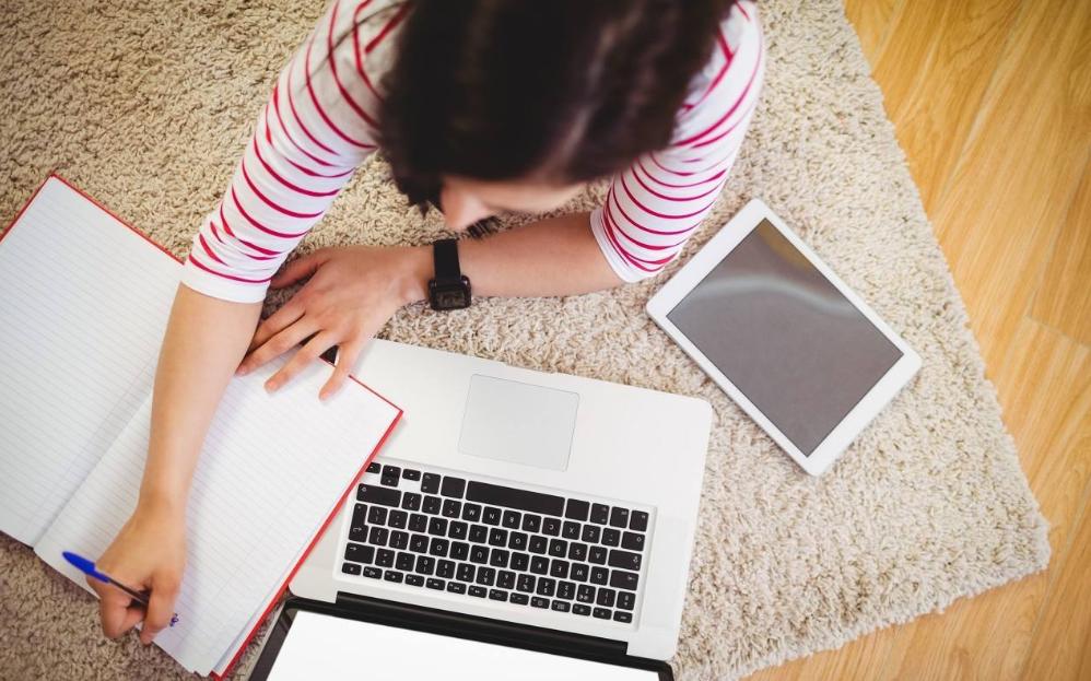 如何让孩子避免低效的学习(帮助孩子更高效地学习的方法)