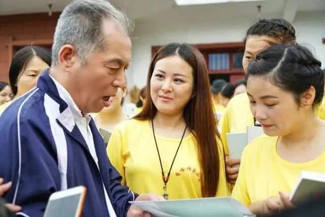 如何积累开头词句(有效地积累和运用开头词句的方法)