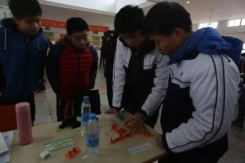 如何打牢数理化基础(打牢数理化基础的方法)