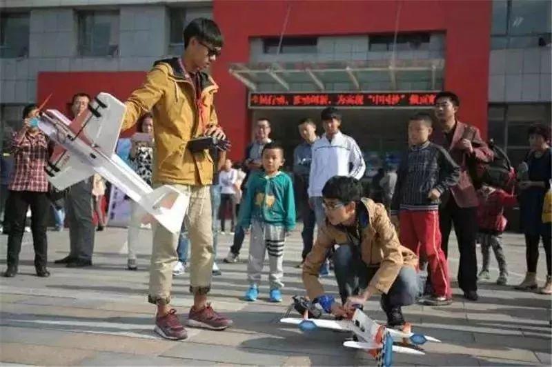 如何培养主动自觉的孩子(培养主动自觉的方法)