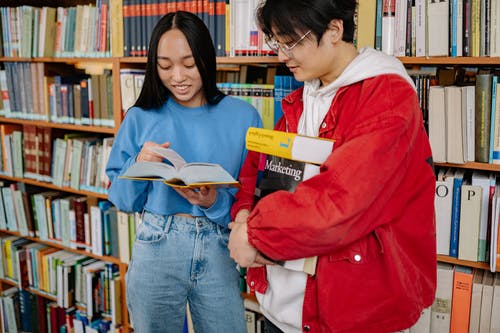 数学怎么进行同步阅读(进行数学同步阅读的技巧)