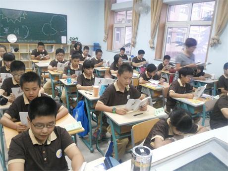 早上如何坚持朗读(养成早上朗读习惯的方法)