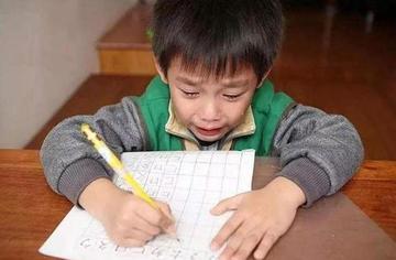 如何培养情绪稳定的孩子(发展情绪管理能力的策略)