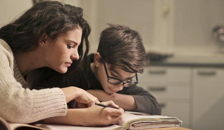 如何与孩子建立亲密感(与孩子建立亲密感的技巧)