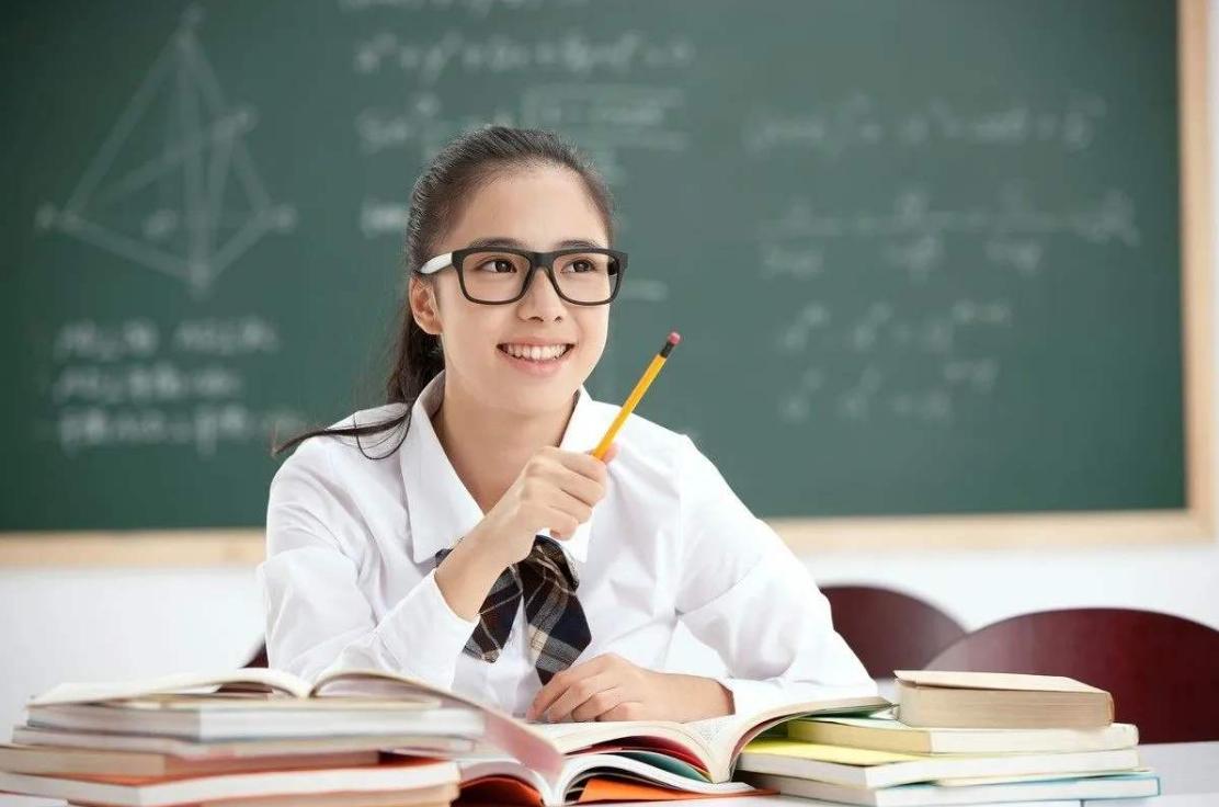 怎样让孩子融入集体氛围(融入集体环境的策略)