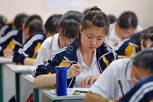 如何释放压力(缓解紧张情绪的技巧)